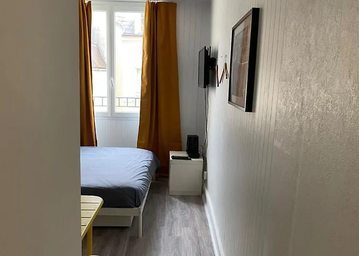 Апартаменты Beautifull Small Flat *